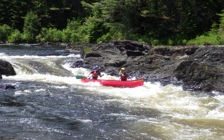 outdoor leadership class for young adults